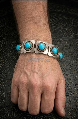 براسلي نقرة مرصع بأحجار الفيروز الحر - 2