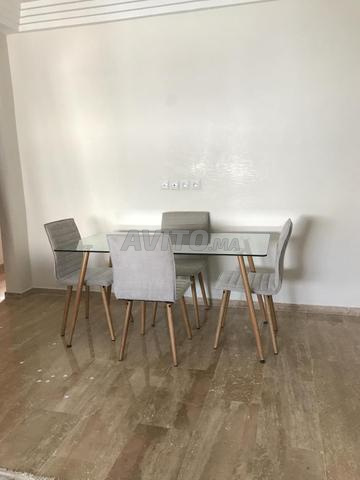 غرفة طعام 4 كراسي (السعر قابل للتفاوض) - 2