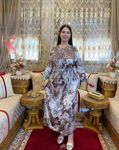 Miroir décoré avec une Kandoura