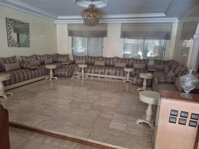 فيلا للبيع بمساحة أرض 284م2 - 2