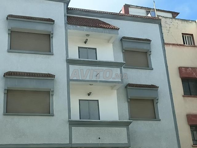 منزل ومحلين تجاريين للبيع - 2