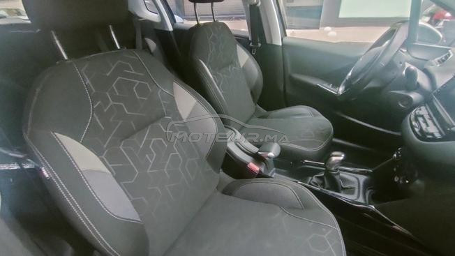 voiture Peugeot 2008 toute option à vendre 