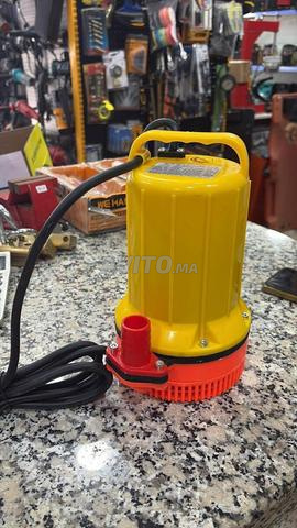 مضخة غاطسة 12 فولت