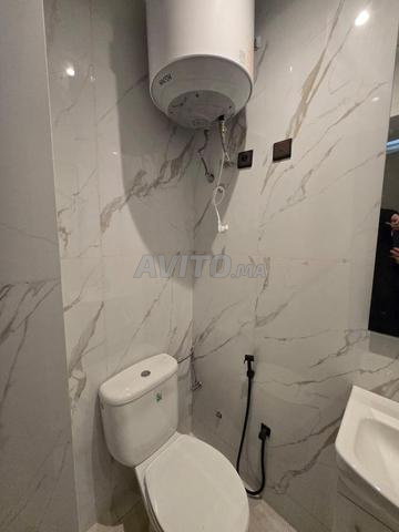 Studio à louer à maarif vide - image 4