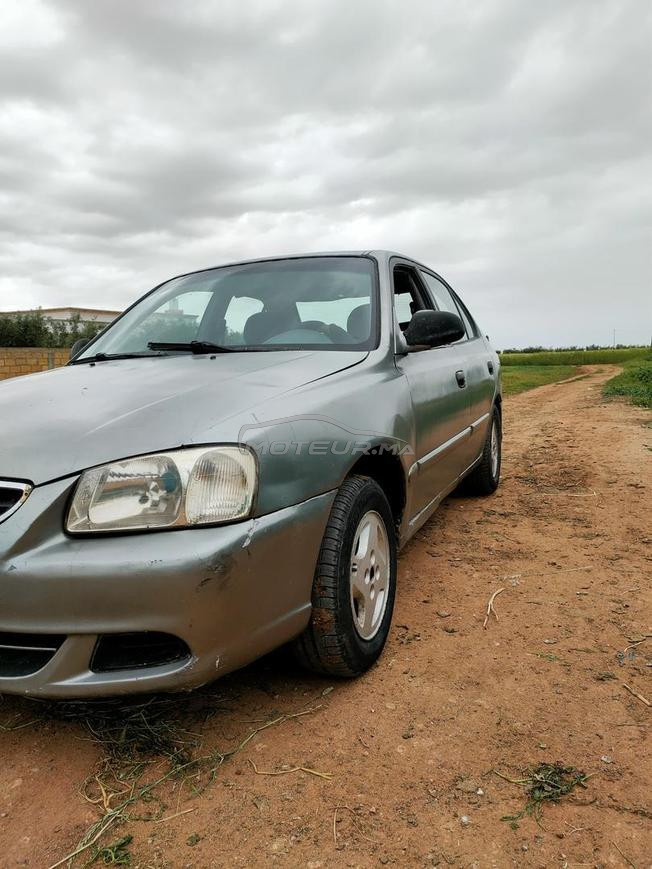 Hyundai  accent