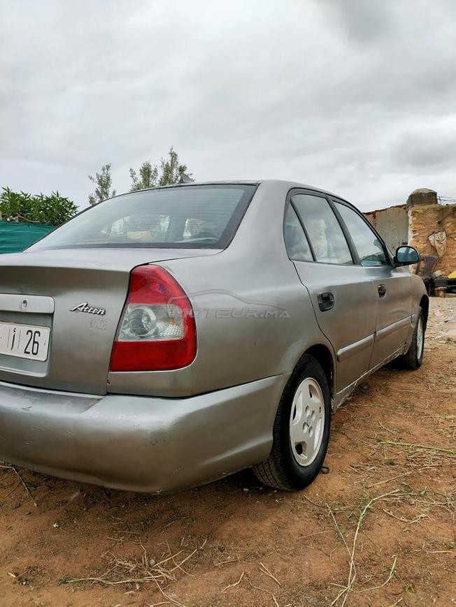 Hyundai  accent