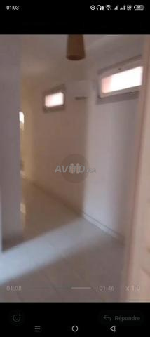 إيجار وسط جليز شقة فارغة 6000 درهم - 2