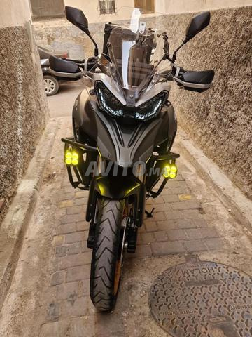 QJ 800 SRT Excellent état