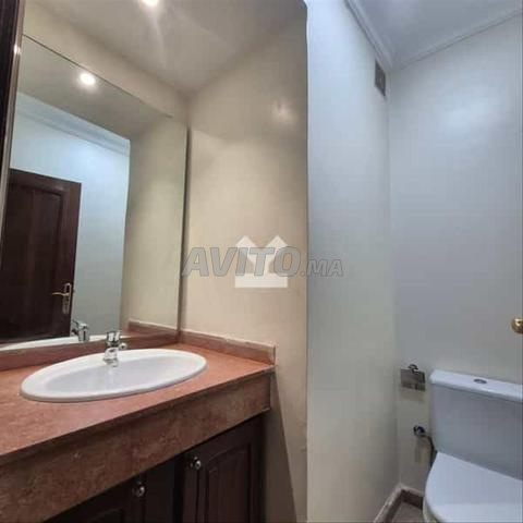 183654-شقة للإيجار بـ 12000 درهم في راسين - 2
