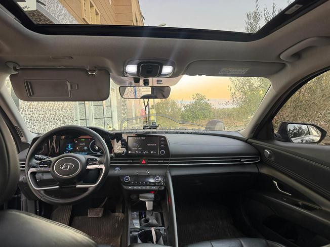 Hyundai elantra 2023