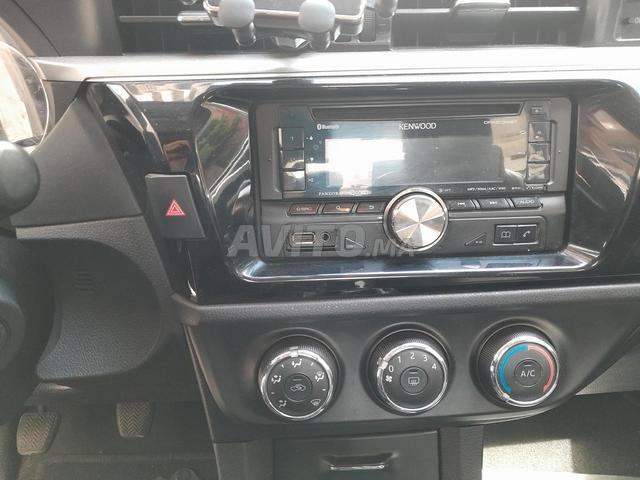 سيارة تويوتا كورولا 4D4