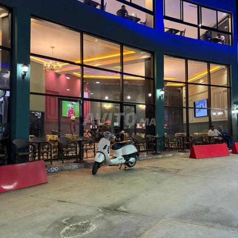 عقد إدارة حرة