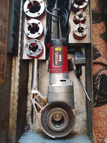 مكينة لحام مواسير كهربائية RIDGID 690 احترافية - 2