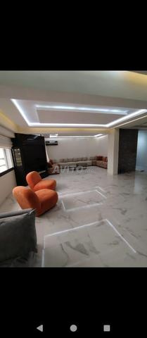 شقة فاخرة بشارع المقاومة أكادير