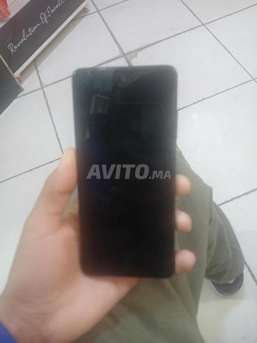 هاتف a52 بحالة جيدة - 2