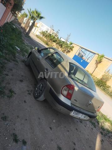 Clio 2 essence 7cv moteur 1.2