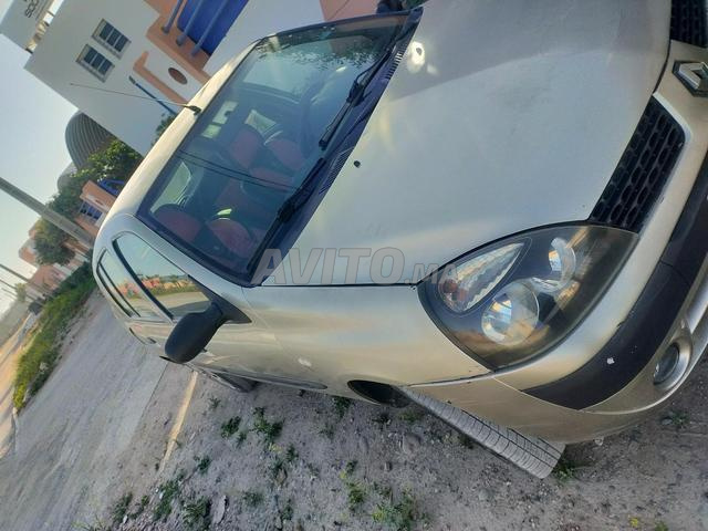 كليو 2 بنزين 7 أحصنة محرك 1.2 - 2