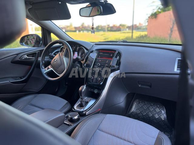 OPEL ASTRA 2.0L Automatique 2016 - 2