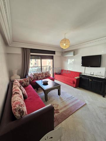 ستوديو نظيف جدا - 2