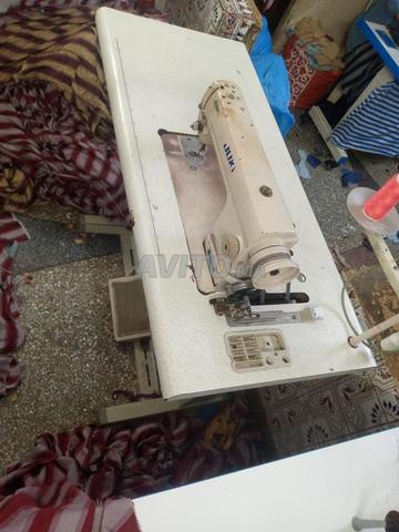 ماكينة خياطة تعمل بشكل جيد، مطور بحالة جيدة - 2