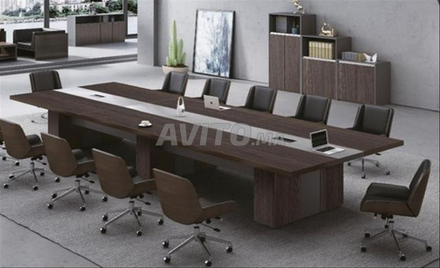 Table de réunion élégante / vestiaire - 2