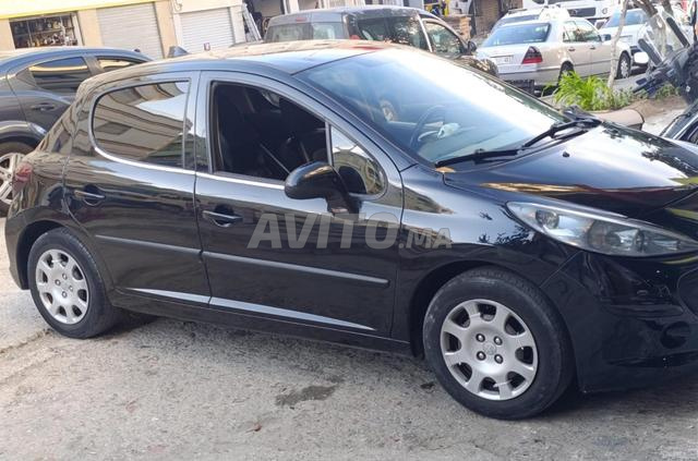 بيجو 207 ديزل يدوية 2011 في طنجة - 2