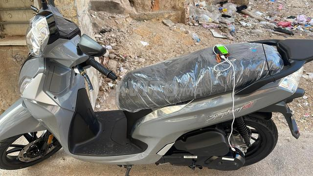 Sym 125cc✅ 1700Km✅ carte grise ✅ Moteur propre✅ - 2