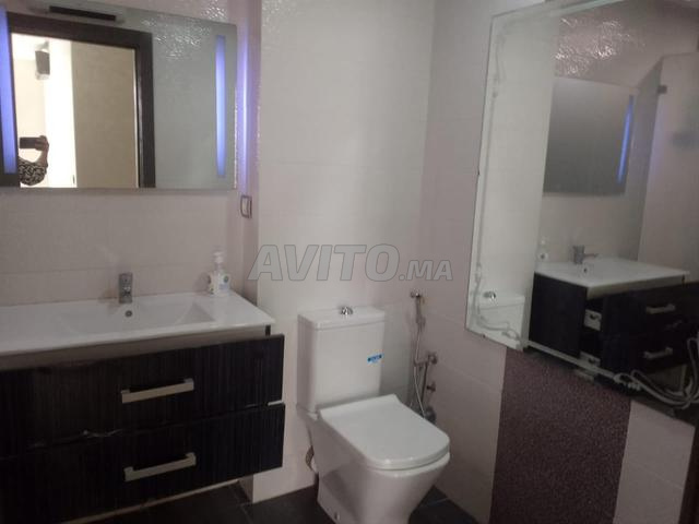 شقة فارغة للإيجار السيستا 5500 درهم - 2