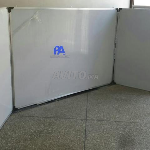 Tableau scolaire / vestiaire / armoire