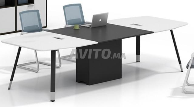 طاولة اجتماعات بيضاء 3200 مم - 2