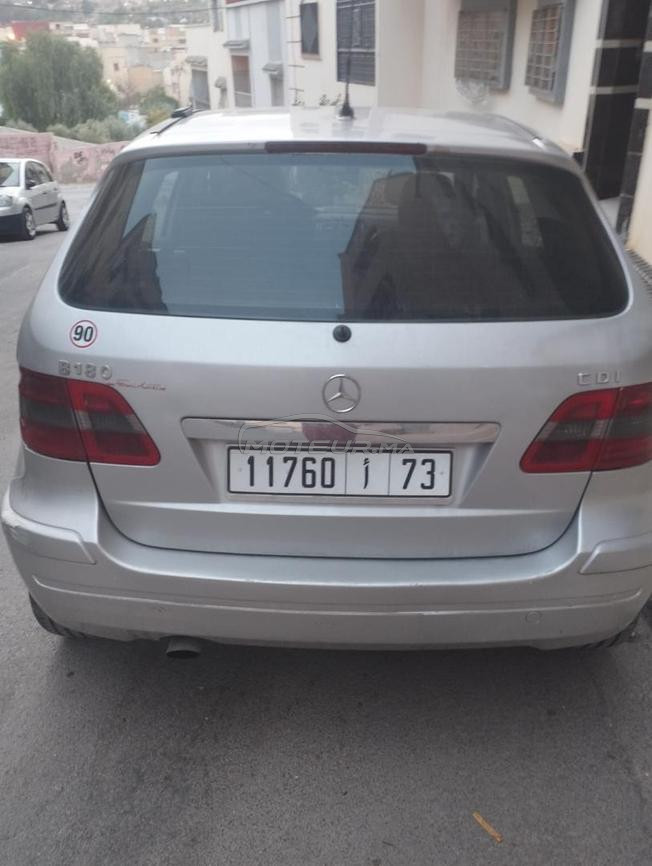 mercedes class b180