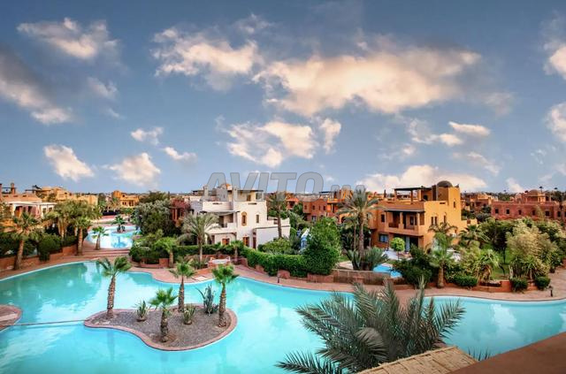 فيلا في ريفر بالم بإطلالة على البحيرة - 2