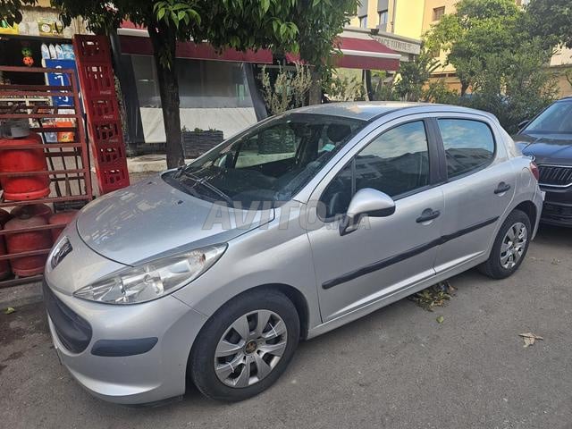 سيارة بيجو - 2