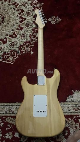 جيتار كهربائي ياماها - 2
