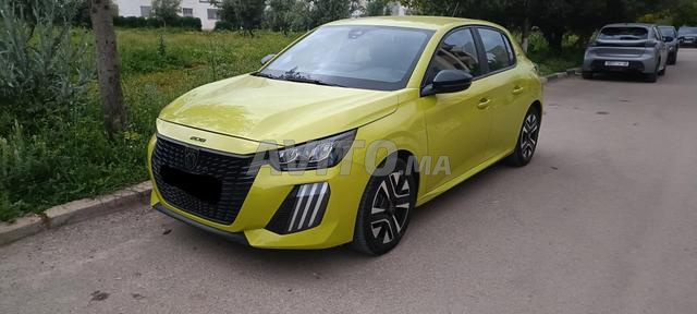 Peugeot 208 toutes options premier modèle neuve