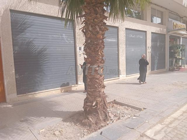 محلات تجارية مرور كثيف ذهابًا وإيابًا) - 2