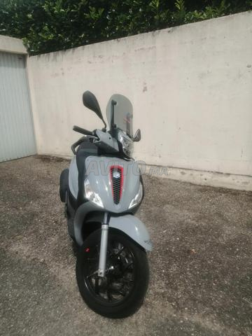 بيلاجيو ميدلي سبورت 125 جديدة - 2