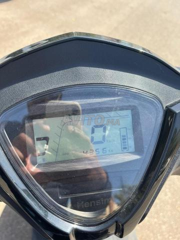 دراجة نارية لا تزال جديدة - 2