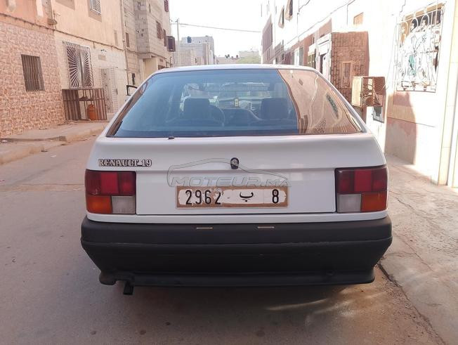 سيارة للبيع
