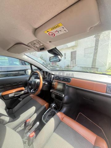 Citroën C3 Essence Automatique 2019 à Temara - 2