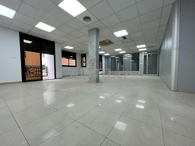 مكتب مفتوح بمساحة 240 متر مربع للإيجار أكدال-الرباط