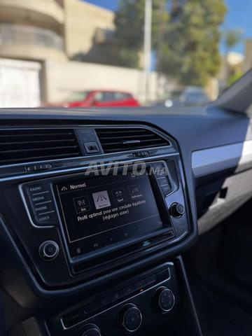 Volkswagen Tiguan - 2