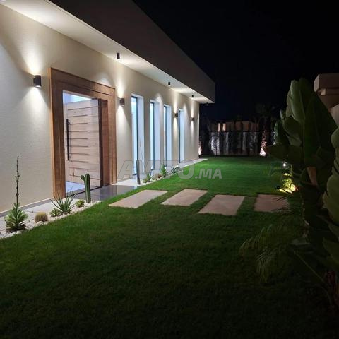 Villa de plain pied à côté de l’École Américaine