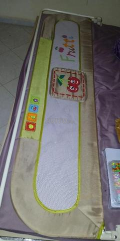 حاجز الأمان لسرير الأطفال للبيع في فاس