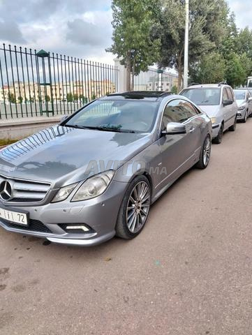 Très belle Mercedes E200