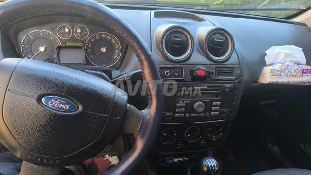 Ford Fiesta - 2