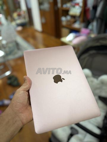 MacBook très bon état 256 Go 8 Go RAM