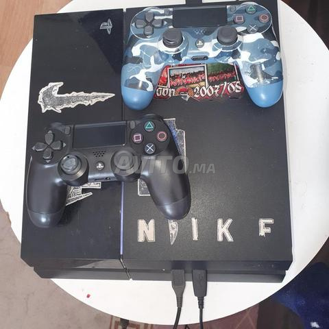 PS4 Fat en ligne avec jeux 2 manettes FC26 PES2026 GTA5 .....