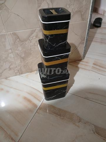 أواني نظيفة