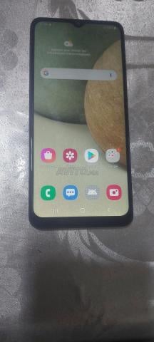 Samsung A12 d'Italie, état neuf